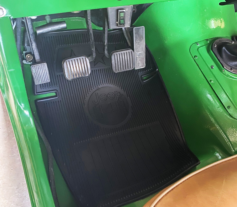 2-customer-kraftworkshop-cj-floor-mat